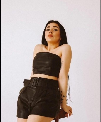 Обворожительная кокетка приглашает провести время наслаждения и разврата. Гарантирую тебе полное расслабление и удовлетворение. Обещаю, ты захочешь вернуться ко мне снова. 2204, 22 года