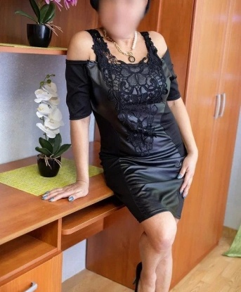 Эффектная брюнетка ждет тебя для игр и удовольствий! Обещаю незабываемый отдых и массу положительных эмоций. 4321, 45 лет